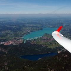 Flugwegposition um 11:06:00: Aufgenommen in der Nähe von Gemeinde Musau, 6600, Österreich in 2322 Meter